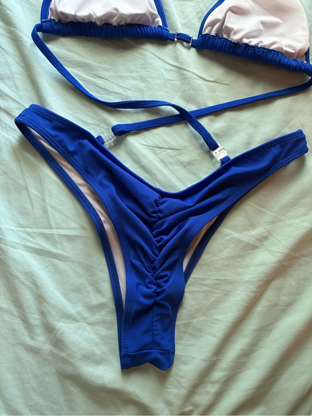 Figure bikini posing suit - Picture 6 of 6